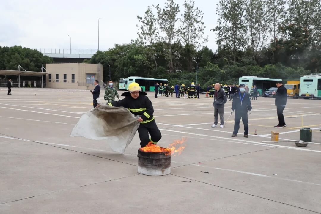 1764040116276373.jpg 640-1.jpg